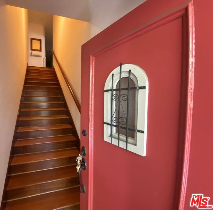 506 Spaulding Ave, Los Angeles CA  90019-2419 exterior