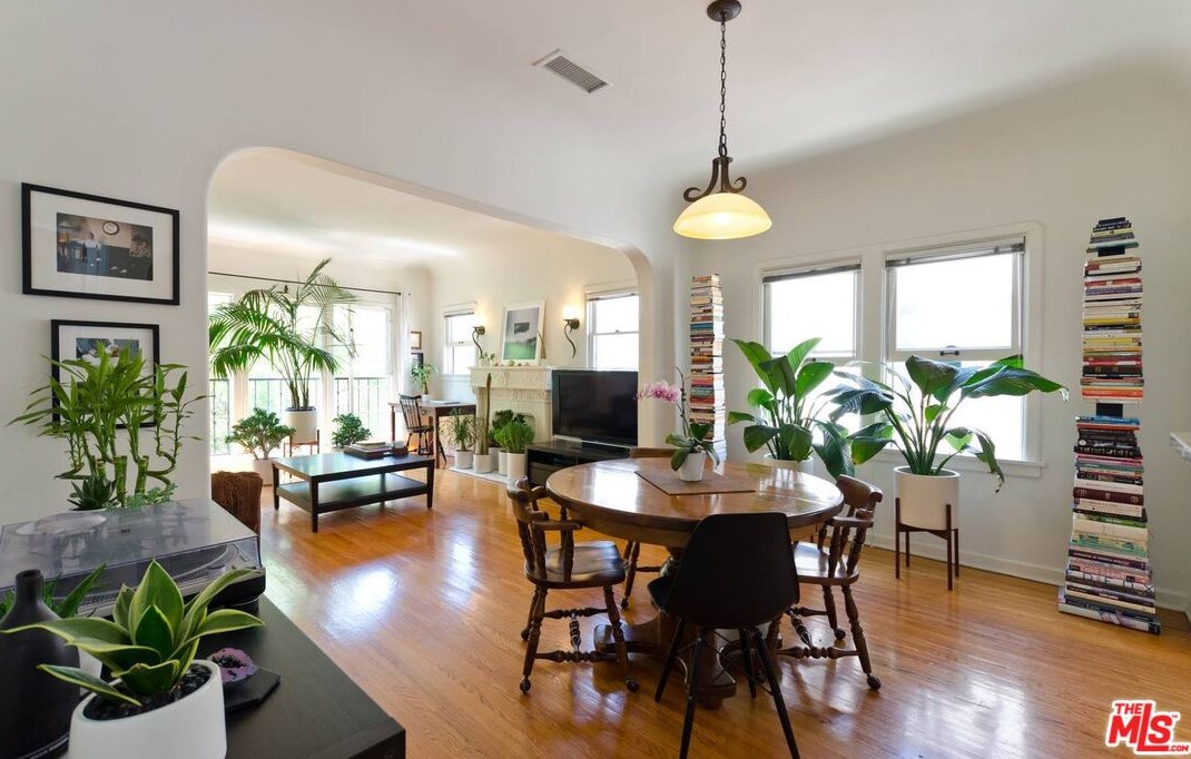 506 Spaulding Ave, Los Angeles CA  90019-2419 exterior