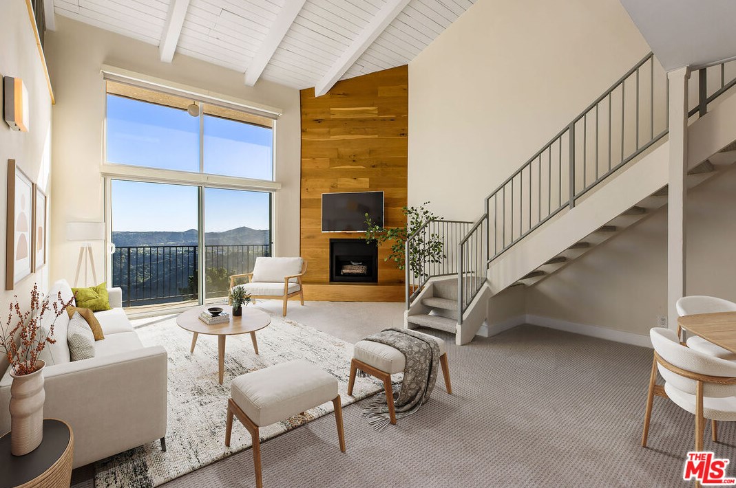 2385 Roscomare Rd, Los Angeles CA  90077-1838 exterior