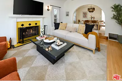 502 N Gardner St, Los Angeles, CA 90036 - Photo 13