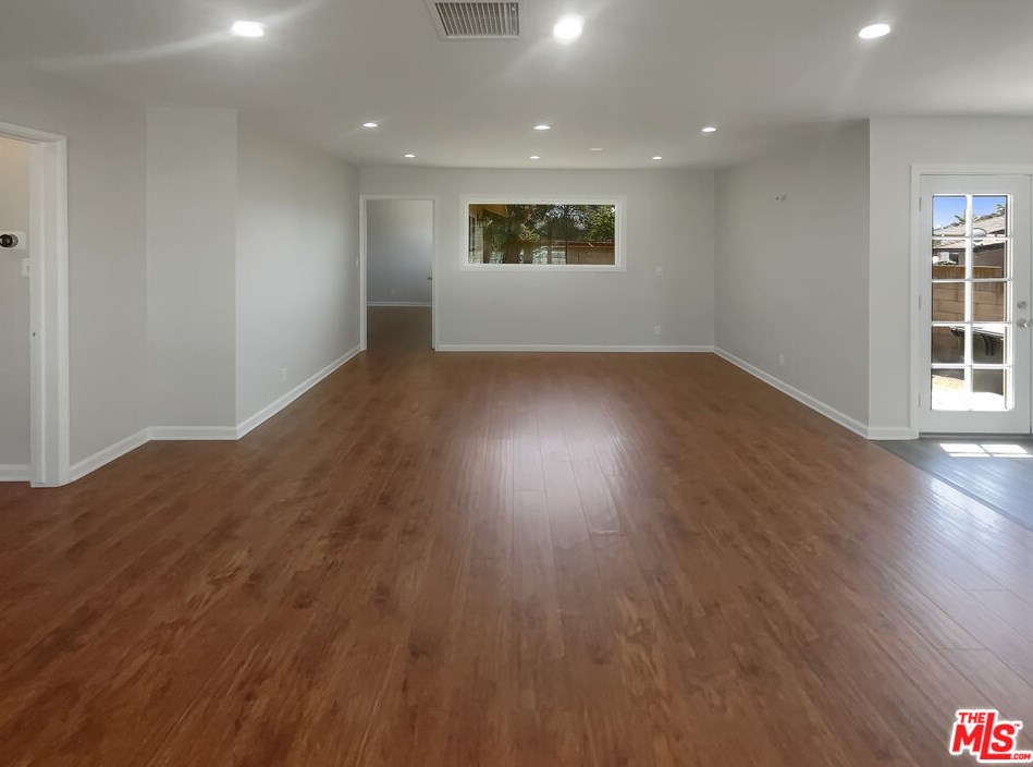 562 Magnolia Ave, Brea CA  92821-6552 exterior