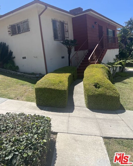 3704 Lorado Way, Los Angeles CA  90043-1604 exterior