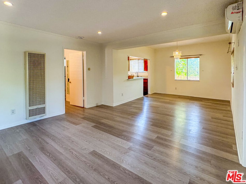 622 Maltman Ave, Los Angeles CA  90026-3519 exterior