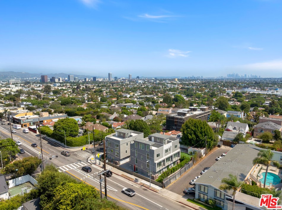 8926 Sawyer St, Los Angeles CA  90035-4140 exterior