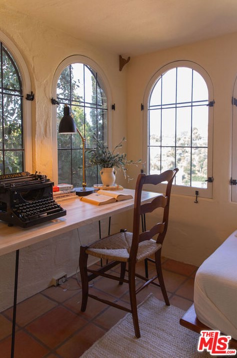 6662 Whitley Ter, Los Angeles CA  90068-3225 exterior