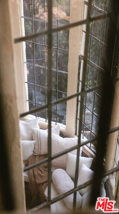 6662 Whitley Ter, Los Angeles CA  90068-3225 exterior