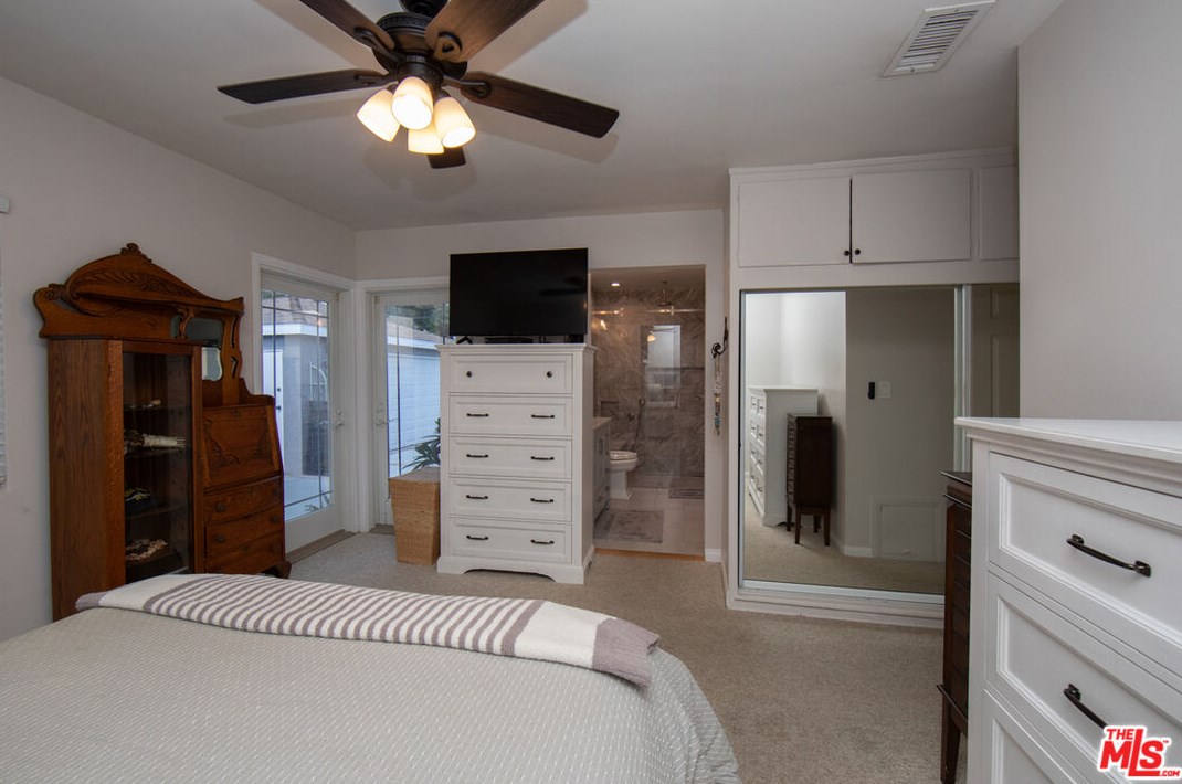 7607 Midfield Ave, Los Angeles CA  90045-3238 exterior