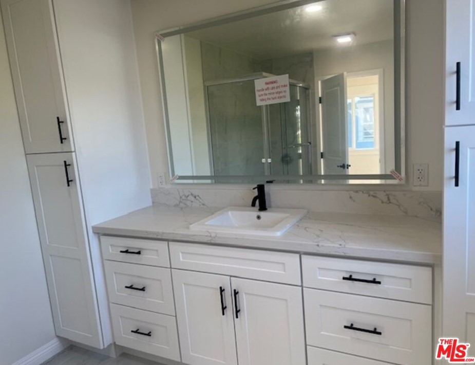 1618 Crenshaw Blvd, Los Angeles CA 90043-4104 exterior