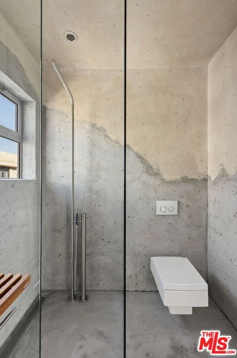 1643 12th St, Santa Monica CA  90404-3735 exterior