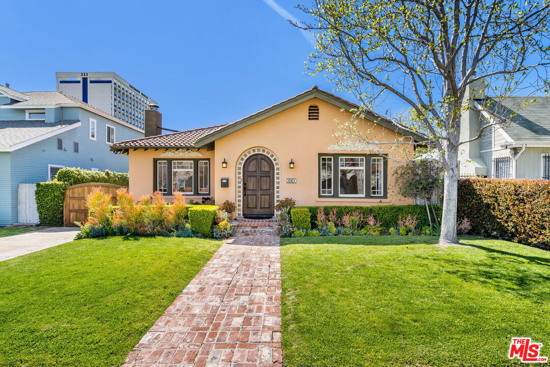 341 N Gower St, Los Angeles, CA 90004 MLS 24448321 Coldwell Banker