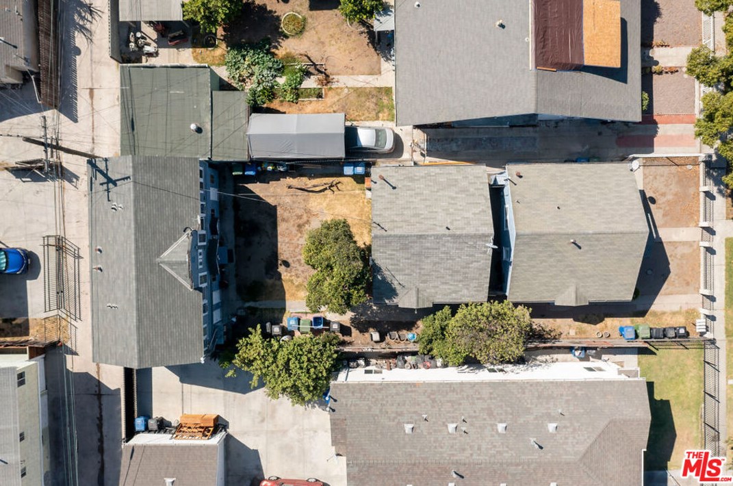 212 62 St, Los Angeles CA  90043-3610 exterior