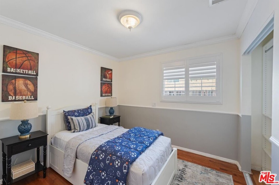 1870 Los Robles Ave, Pasadena CA 91108-1625 exterior