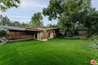 630 Hightree Rd, Santa Monica, CA 90402 - Photo 25