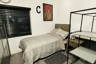 1239 Gordon St, Los Angeles, CA 90038 - Photo 11