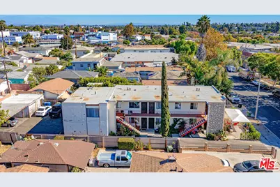579 Hyde Park Pl, Inglewood, CA 90302 - Photo 1