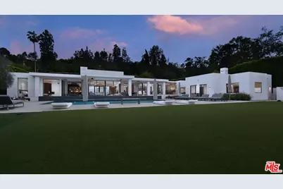 16032 Valley Vista Blvd, Encino, CA 91436 - Photo 7
