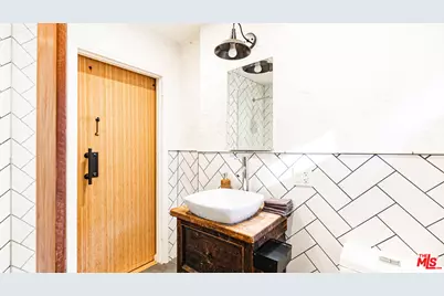 4707 Bedel St, Woodland Hills, CA 91364 - Photo 15