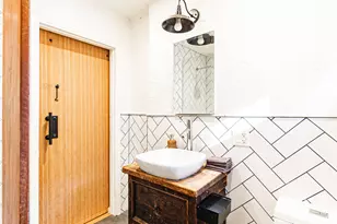 4707 Bedel St, Woodland Hills, CA 91364 - Photo 15