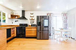 4707 Bedel St, Woodland Hills, CA 91364 - Photo 7