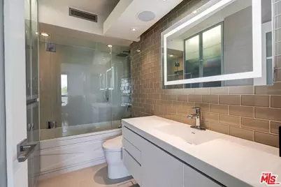 201 Ocean Ave #504B, Santa Monica, CA 90402 - Photo 31