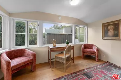 2107 Santa Rosa Ave, Altadena, CA 91001 - Photo 23