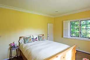 17545 Parthenia St, Sherwood Forest, CA 91325 - Photo 33