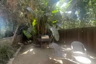 8090 Mulholland Dr, Los Angeles, CA 90046 - Photo 45