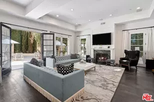 1600 Clear View Dr, Beverly Hills Post Office, CA 90210 - Photo 17