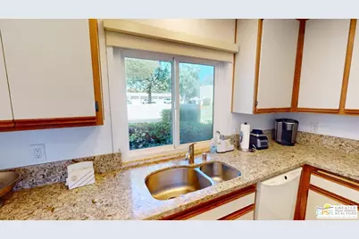 28862 Isleta Ct, Cathedral City, CA 92234 - Photo 13