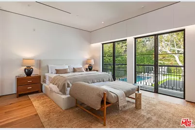 927 N Whittier Dr, Beverly Hills, CA 90210 - Photo 27