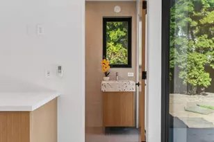408 Linnie Canal, Venice, CA 90291 - Photo 23