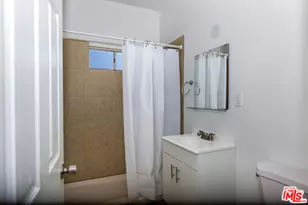 1716 W 45th St, Los Angeles, CA 90062 - Photo 23