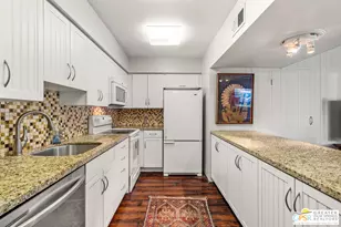 2530 N Whitewater Club Dr, Palm Springs, CA 92262 - Photo 15