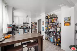 1122 S Sycamore Ave, Los Angeles, CA 90019 - Photo 11