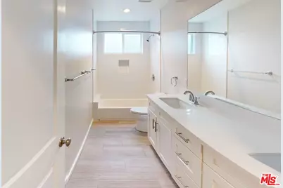 15031 Hartland St, Van Nuys, CA 91405 - Photo 11