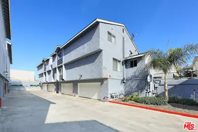 862 W Mines Ave, Montebello, CA 90640 - Photo 11