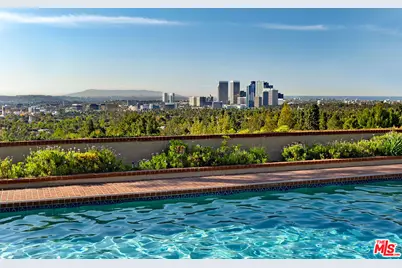 1005 N Alpine Dr, Beverly Hills, CA 90210 - Photo 5