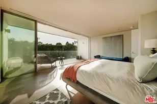 717 Moreno Ave, Los Angeles, CA 90049 - Photo 19