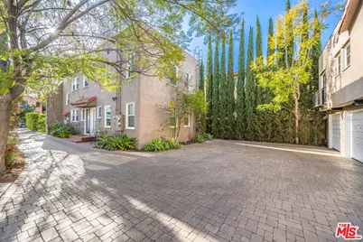 745 N Hayworth Ave, Los Angeles, CA 90046 - Photo 13