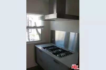 745 N Hayworth Ave, Los Angeles, CA 90046 - Photo 23