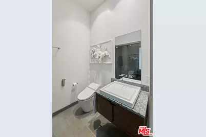 9353 Nightingale Dr, Los Angeles, CA 90069 - Photo 33