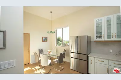 5787 Calpine Dr, Malibu, CA 90265 - Photo 11