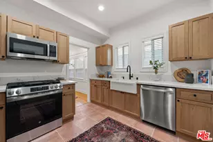 2818 Hillcrest Dr, Los Angeles, CA 90016 - Photo 7