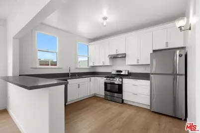 1912 7th Ave #201, Los Angeles, CA 90018 - Photo 1