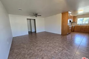 9004 S San Pedro St, Los Angeles, CA 90003 - Photo 9