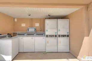 1111 E Palm Canyon Dr, Palm Springs, CA 92264 - Photo 35