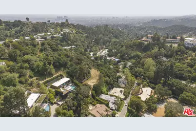 9338 Hazen Dr, Beverly Hills, CA 90210 - Photo 7