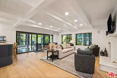27643 W Shore Rd #2, Lake Arrowhead, CA 92352 - Photo 3