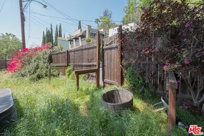 3500 E Loma Lada Drive, Los Angeles, CA 90065 - Photo 15