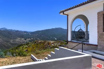 33182 Mulholland Hwy, Malibu, CA 90265 - Photo 15